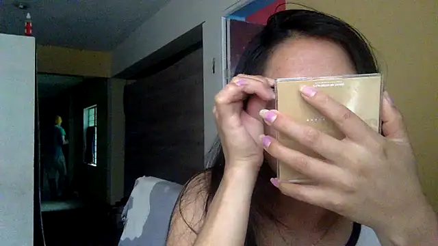 Snapshot of AlbyberCH chatting on 11-28-25, 06:10 AlbyberCH online show from 11-28-25, 06:10