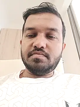 Snapshot of VJ17 chatting on 10-26-25, 06:08 VJ17 online show from 10-26-25, 06:08