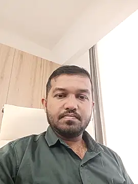 Snapshot of VJ17 chatting on 12-19-25, 04:41 VJ17 online show from 12-19-25, 04:41