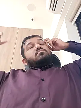 Snapshot of VJ17 chatting on 03-04-26, 10:10 VJ17 online show from 03-04-26, 10:10