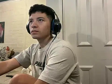 feeelipe2007 online show from 09-10-25, 02:55