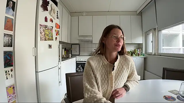 Snapshot of Scorpion_Peach chatting on 09-26-25, 01:15 Scorpion Peach online show from 09-26-25, 01:15