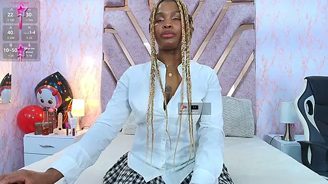 Snapshot of ArianaBeake chatting on 10-31-25, 02:07 ArianaBeake online show from 10-31-25, 02:07