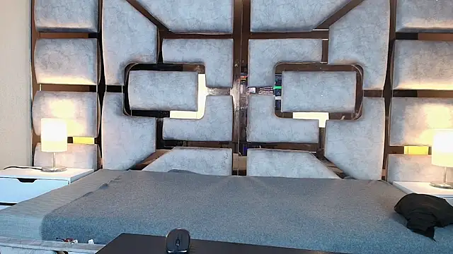 Snapshot of ArianaBeake chatting on 11-23-25, 04:01 ArianaBeake online show from 11-23-25, 04:01