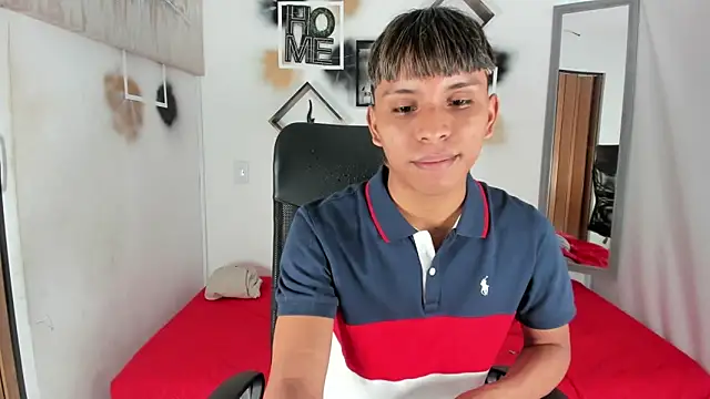 tyler twink boy online show from 10-12-25, 12:48