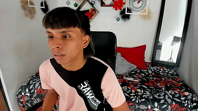 tyler twink boy online show from 12-21-25, 02:02