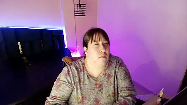  Emily rosee  online show from 12-01-25, 11:26