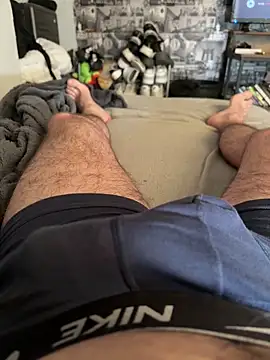 Snapshot of Ggowlad01 chatting on 11-25-25, 09:09 Ggowlad01 online show from 11-25-25, 09:09