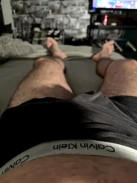 Snapshot of Ggowlad01 chatting on 12-15-25, 07:51 Ggowlad01 online show from 12-15-25, 07:51