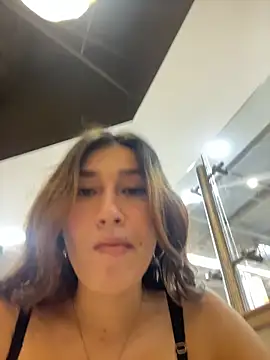Snapshot of Isa_Villamarin chatting on 10-08-25, 02:14 Isa Villamarin online show from 10-08-25, 02:14