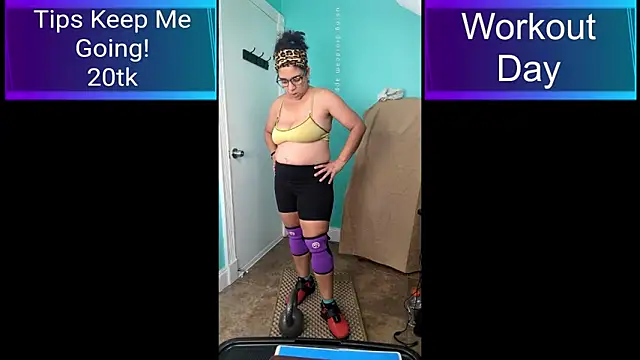 Snapshot of nsfwismorefun chatting on 09-19-25, 10:32 nsfwismorefun online show from 09-19-25, 10:32