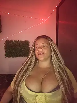 Eva Luxei online show from 12-18-25, 05:02