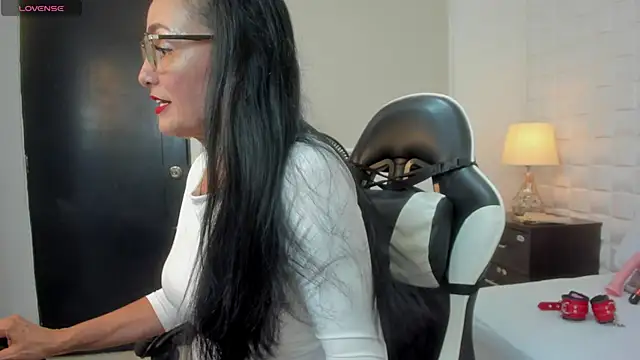 Snapshot of yulitza1025 chatting on 12-15-25, 12:31 yulitza1025 online show from 12-15-25, 12:31