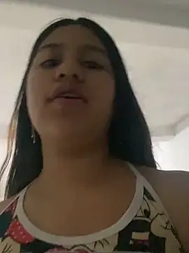 Snapshot of AntonellaCute_ab chatting on 10-16-25, 01:50 AntonellaCute ab online show from 10-16-25, 01:50