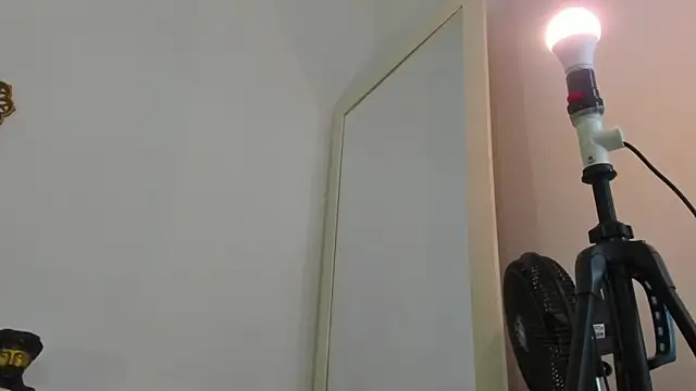  Tarekk  online show from 10-15-25, 05:35