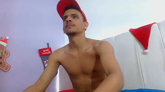  Tarekk  online show from 11-25-25, 05:07