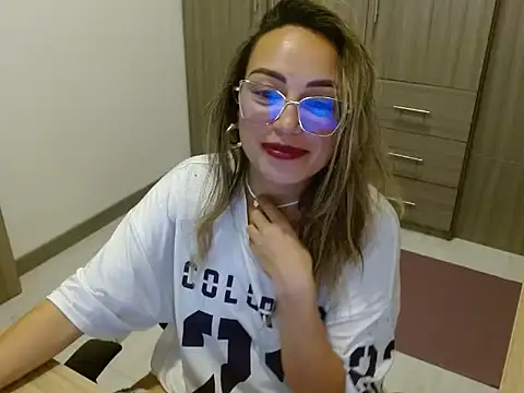 fox renata online show from 10-24-25, 02:19