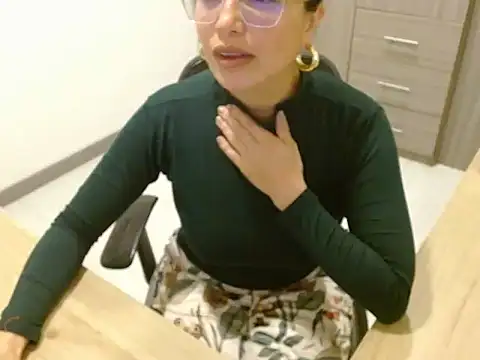 fox renata online show from 10-28-25, 02:48