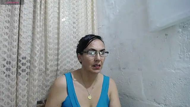 Snapshot of gabbyparker_ chatting on 09-15-25, 09:42 gabbyparker online show from 09-15-25, 09:42