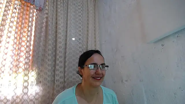 Snapshot of gabbyparker_ chatting on 11-03-25, 03:24 gabbyparker online show from 11-03-25, 03:24