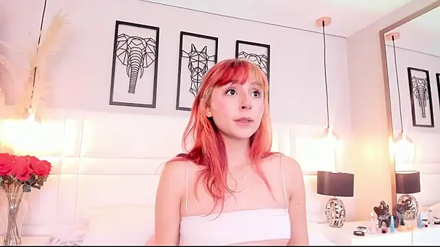 Snapshot of dafnne_hall chatting on 10-18-25, 07:03 dafnne hall online show from 10-18-25, 07:03