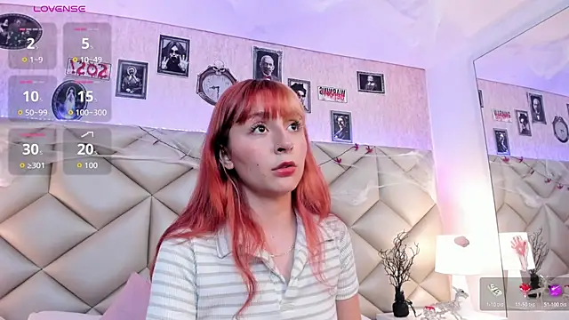 Snapshot of dafnne_hall chatting on 10-23-25, 04:23 dafnne hall online show from 10-23-25, 04:23