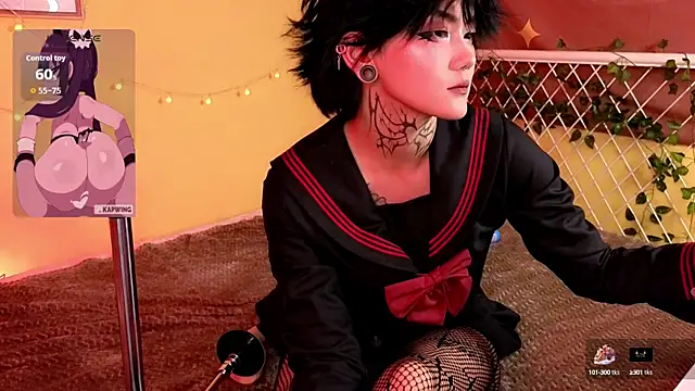 Snapshot of GothXRaven chatting on 09-22-25, 04:31 GothXRaven online show from 09-22-25, 04:31