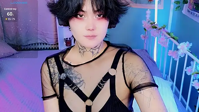 Snapshot of GothXRaven chatting on 11-08-25, 12:49 GothXRaven online show from 11-08-25, 12:49