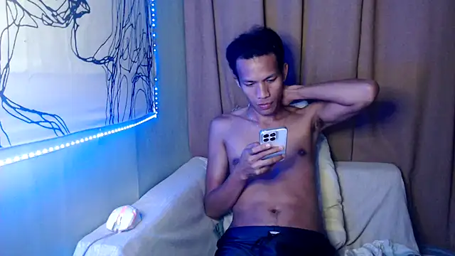 Snapshot of fantasy_davidxx chatting on 09-21-25, 05:47 fantasy davidxx online show from 09-21-25, 05:47