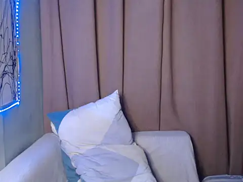 Snapshot of fantasy_davidxx chatting on 10-02-25, 11:06 fantasy davidxx online show from 10-02-25, 11:06