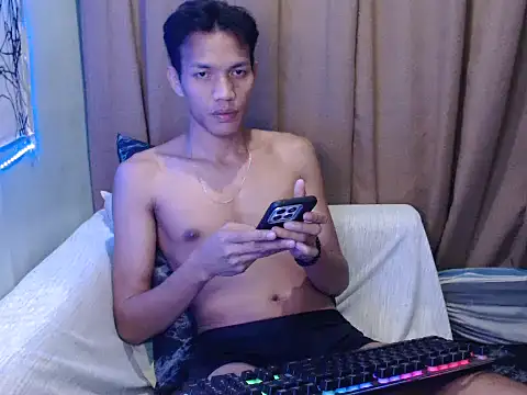 Snapshot of fantasy_davidxx chatting on 12-04-25, 05:43 fantasy davidxx online show from 12-04-25, 05:43