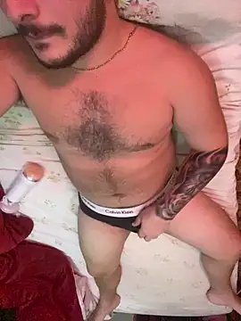 Snapshot of HOTDAN92 chatting on 11-14-25, 01:04 HOTDAN92 online show from 11-14-25, 01:04