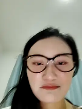 CCAV217 online show from 12-18-25, 04:35