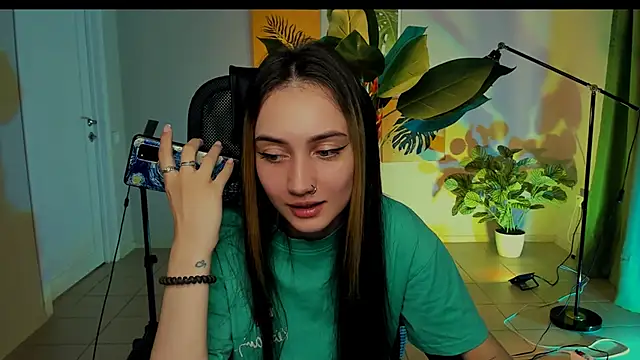 olivianorton online show from 09-22-25, 01:46