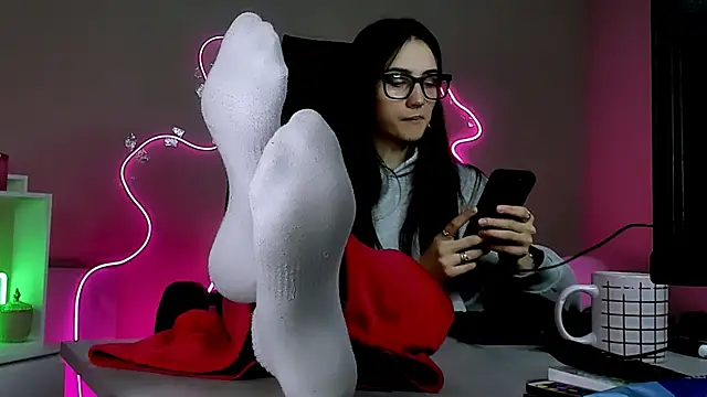 olivianorton online show from 03-16-26, 04:11