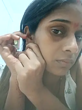 hotshreya69 online show from 09-15-25, 05:07