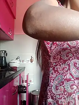 hotshreya69 online show from 12-03-25, 04:53