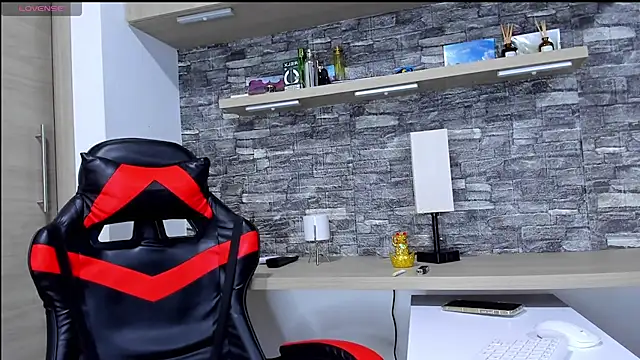 Snapshot of Theimperialboys_ chatting on 09-27-25, 02:27 Theimperialboys  online show from 09-27-25, 02:27