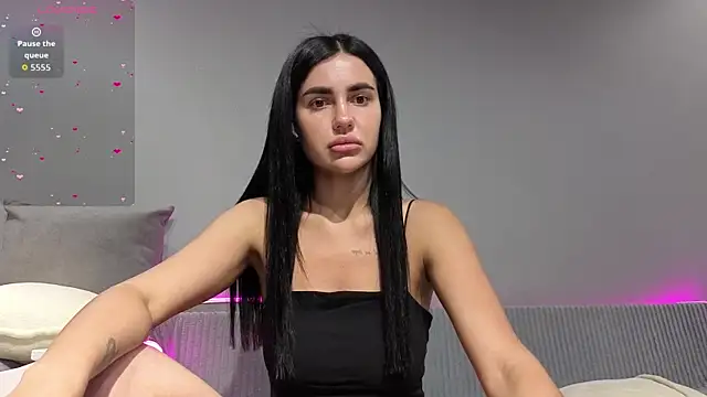 Snapshot of Mary__foxy chatting on 06-14-26, 08:00 Mary foxy online show from 06-14-26, 08:00