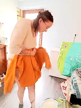 Snapshot of Sophierob1 chatting on 09-20-25, 11:55 Sophierob1 online show from 09-20-25, 11:55