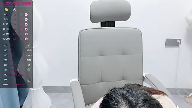 A SR 002 online show from 09-18-25, 01:35