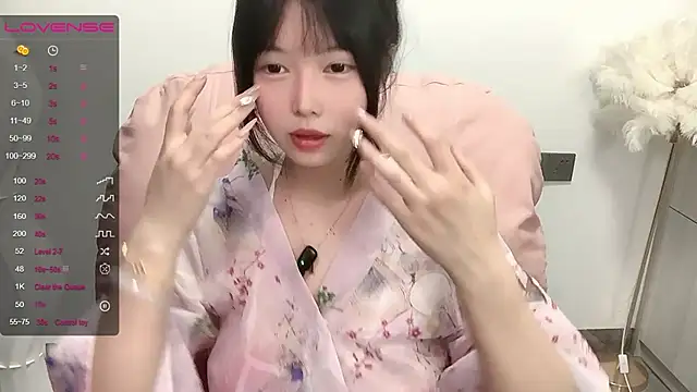 A SR 002 online show from 10-03-25, 01:19