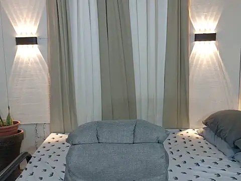 Snapshot of avery_in_paradisexx chatting on 10-12-25, 09:47 avery in paradisexx online show from 10-12-25, 09:47