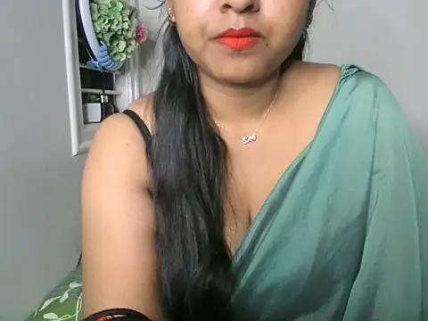 Snapshot of its_me_Rashmi chatting on 10-13-25, 06:13 its me Rashmi online show from 10-13-25, 06:13