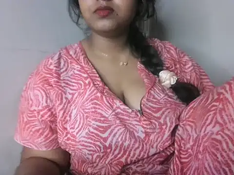 Snapshot of its_me_Rashmi chatting on 10-19-25, 08:26 its me Rashmi online show from 10-19-25, 08:26