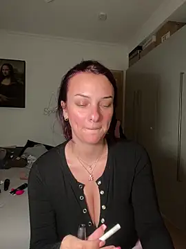 OliviaaFischer online show from 03-02-26, 08:04