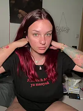OliviaaFischer online show from 07-18-26, 12:20