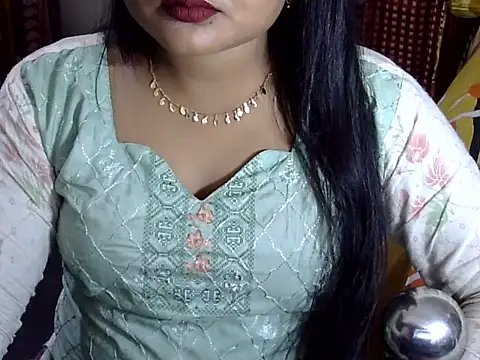Snapshot of Nusrat_Faria07 chatting on 10-08-25, 11:08 Nusrat Faria07 online show from 10-08-25, 11:08