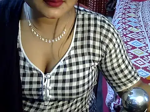Snapshot of Nusrat_Faria07 chatting on 10-21-25, 02:56 Nusrat Faria07 online show from 10-21-25, 02:56