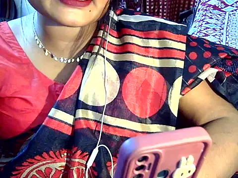 Snapshot of Nusrat_Faria07 chatting on 10-26-25, 01:50 Nusrat Faria07 online show from 10-26-25, 01:50